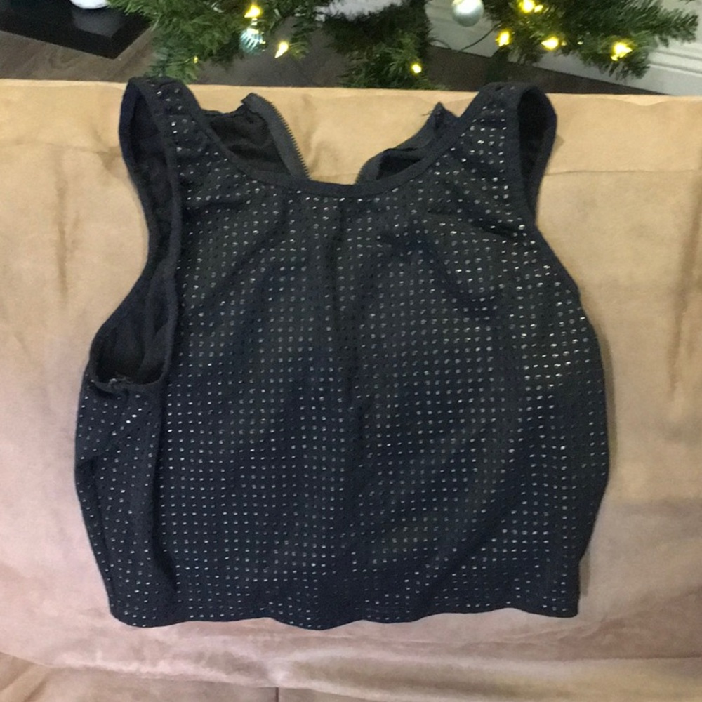 Black crop top